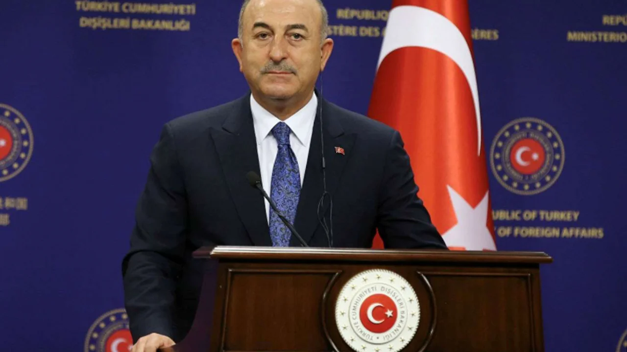 Çavuşoğlu: "ABD'nin yaptırım kararı Türkiye'nin egemenlik haklarına saldırıdır"