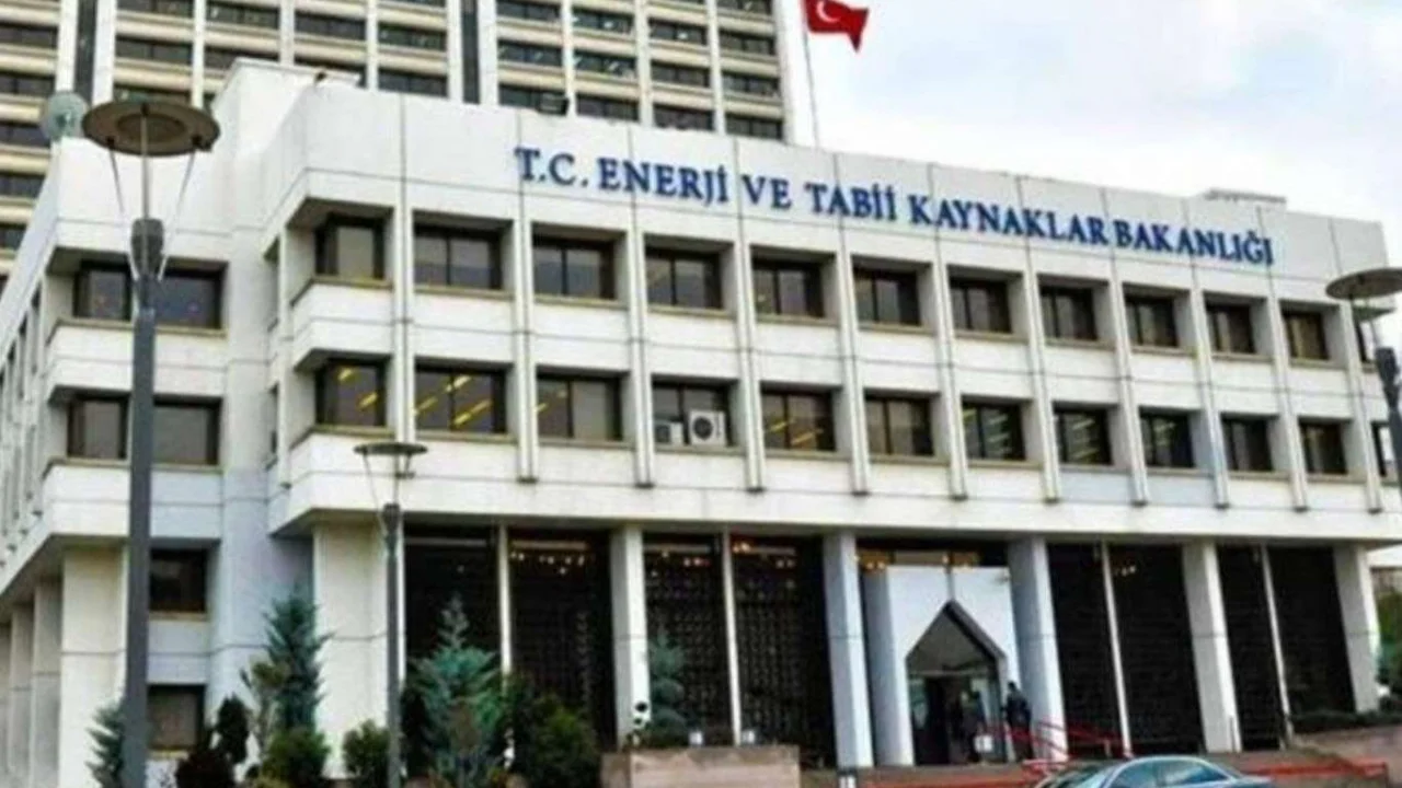 Enerji Bakanlığına 20 uzman yardımcısı alacak