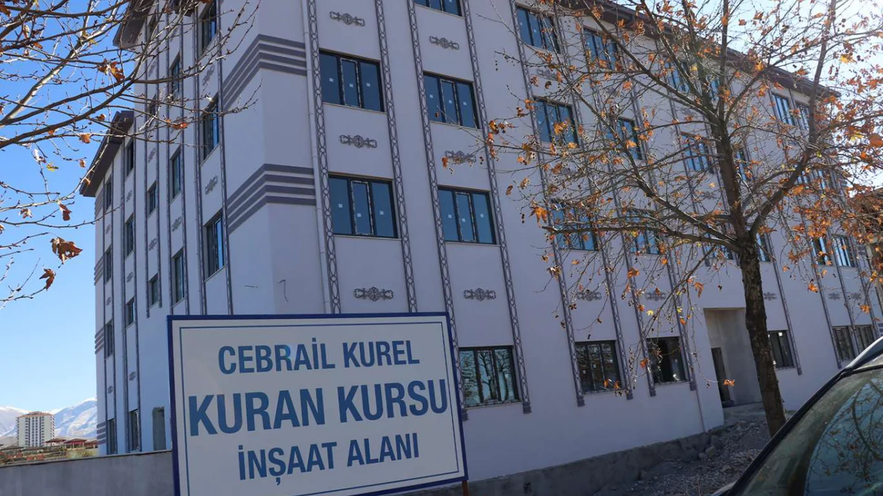 Ülkeye yön verecek hafızların yetişeceği Kur’an kursu bitme aşamasında