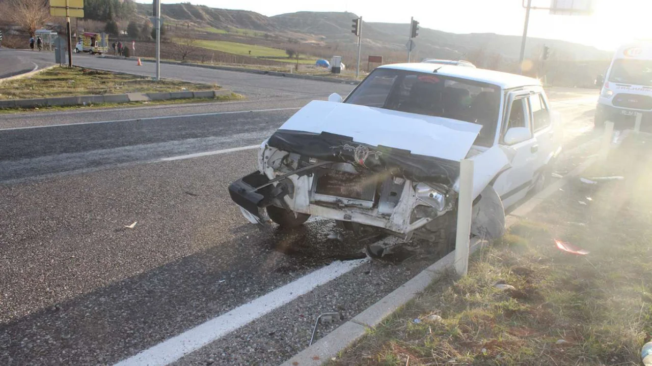 Adıyaman'da meydana gelen trafik kazasında 9 kişi yaralandı