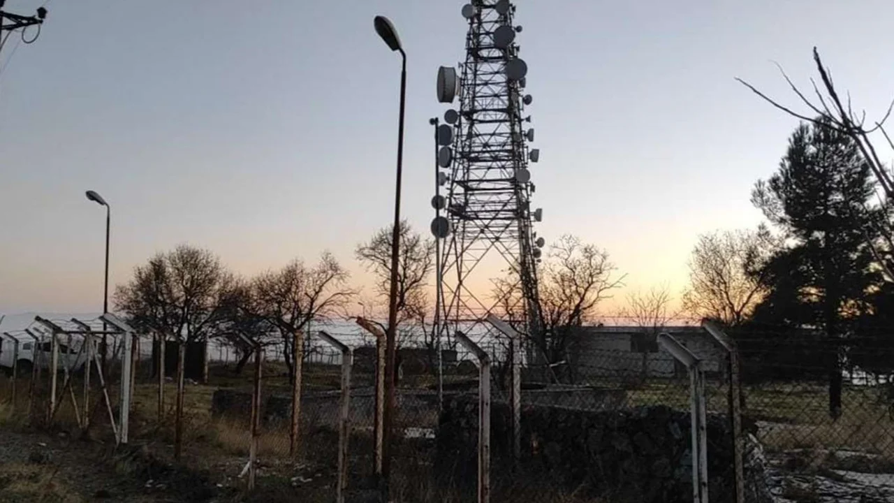 Deprem sinyal tespit cihazına ait kabloları çalan 2 şüpheli yakalandı