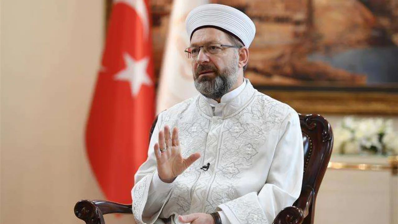 Diyanet İşleri Başkanı Erbaş, İslam'ı hedef alan Yunan Başpiskoposu'nu kınadı