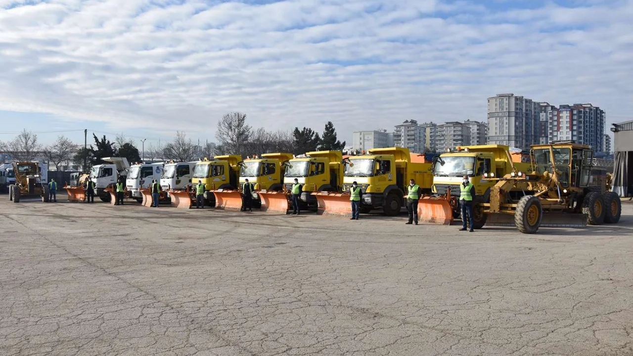 Gaziantep’te kar yağışı öncesi tedbirler alındı