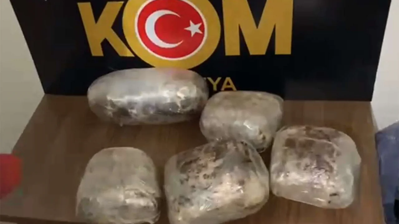 Malatya'da 8 buçuk kilogram uyuşturucu ele geçirildi