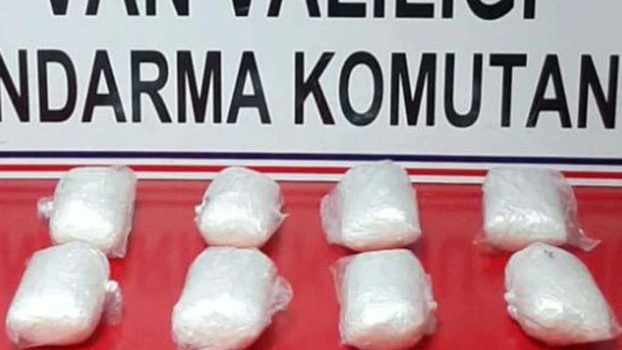 Van'da 4 kilogram metamfetamin ele geçirildi