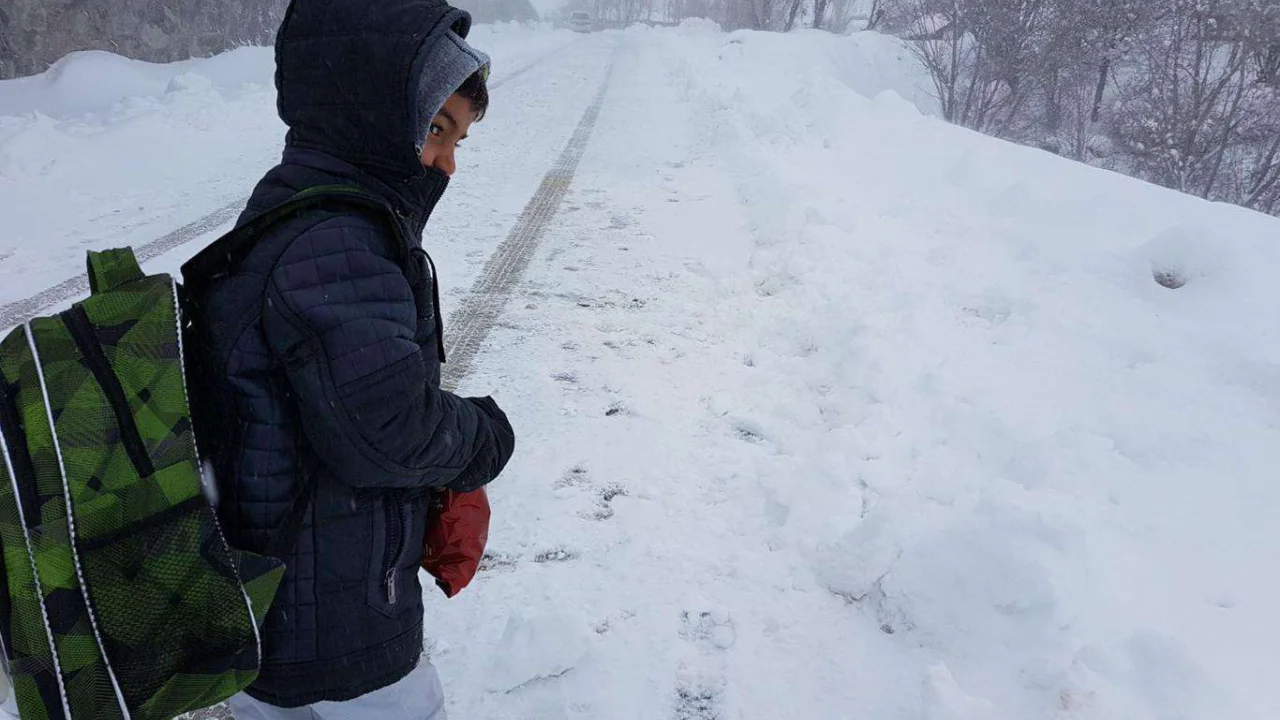 16 ilde yüz yüze eğitime kar engeli