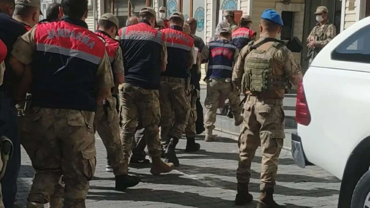 Bitlis'te 29 düzensiz göçmen yakalandı
