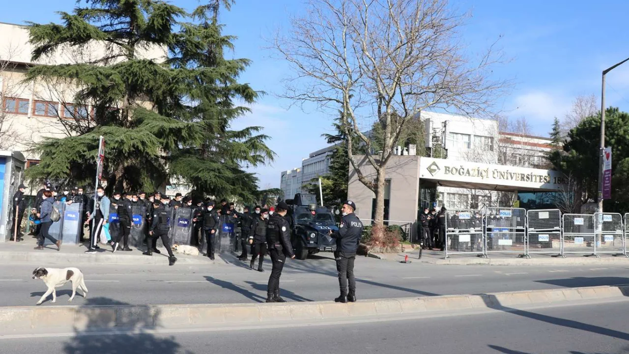 Boğaziçi önünde gözaltına alınan 108 kişiden 101'inin öğrenci olmadığı ortaya çıktı