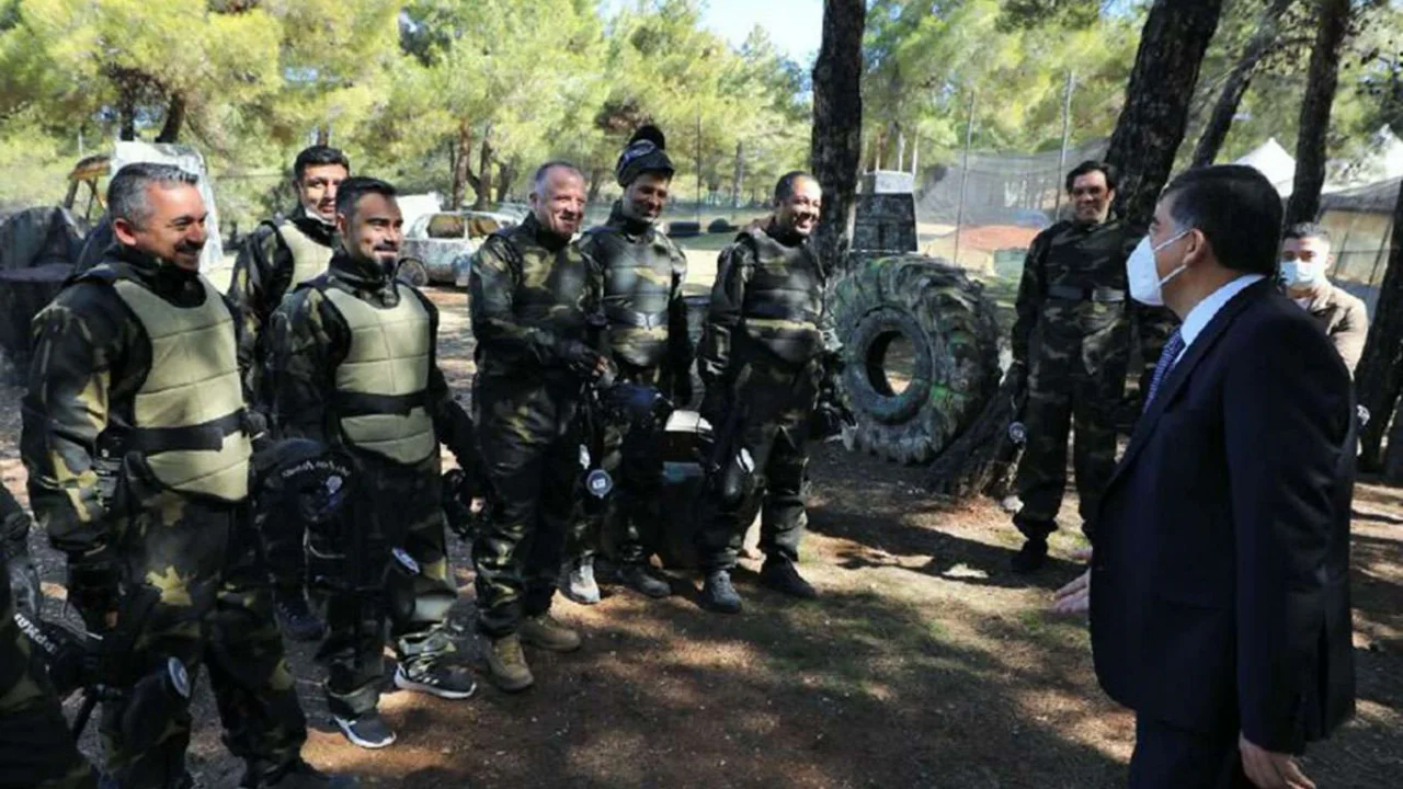 Gaziantep'te spor muhabirleri "Paintball" etkinliğinde bir araya geldi