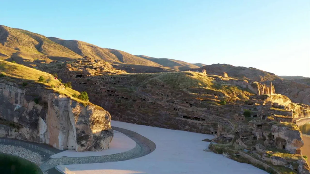 Hasankeyf’te kazı çalışmalarına başlanıyor