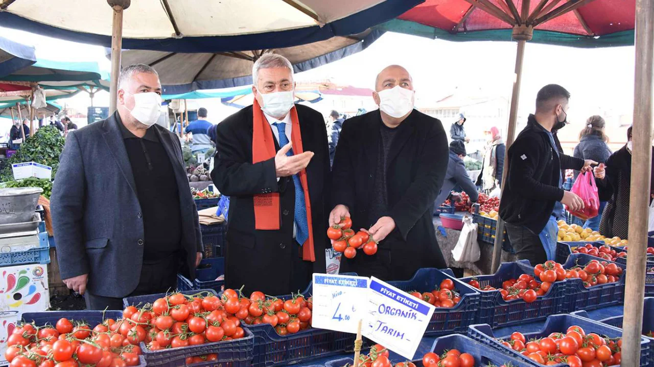 TESK: Vatandaşın ve pazarcı esnafının mağduriyeti giderilmeli