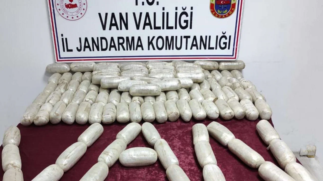 Van’da 68 kilogram uyuşturucu ele geçirildi