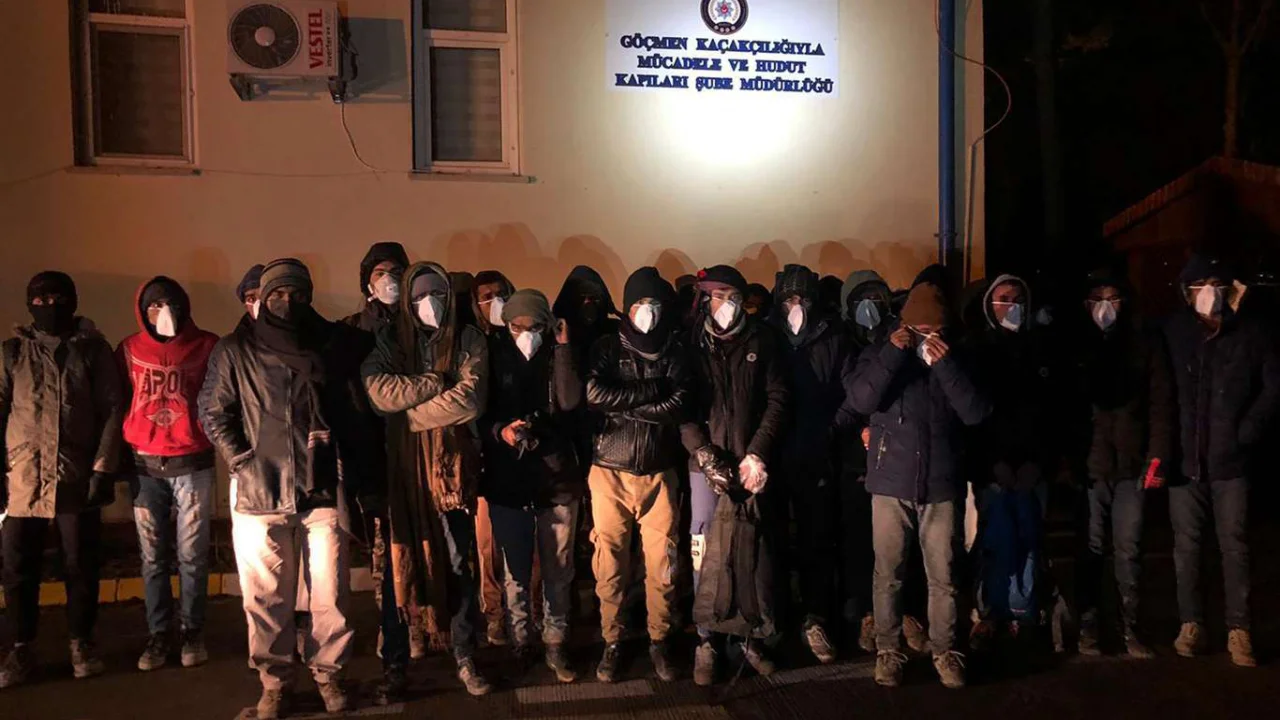 Bitlis'te 83 düzensiz göçmen yakalandı