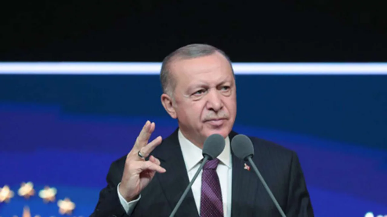 Cumhurbaşkanı Erdoğan: "Kamuda harcama alanlarına sınırlamalar getiriyoruz"