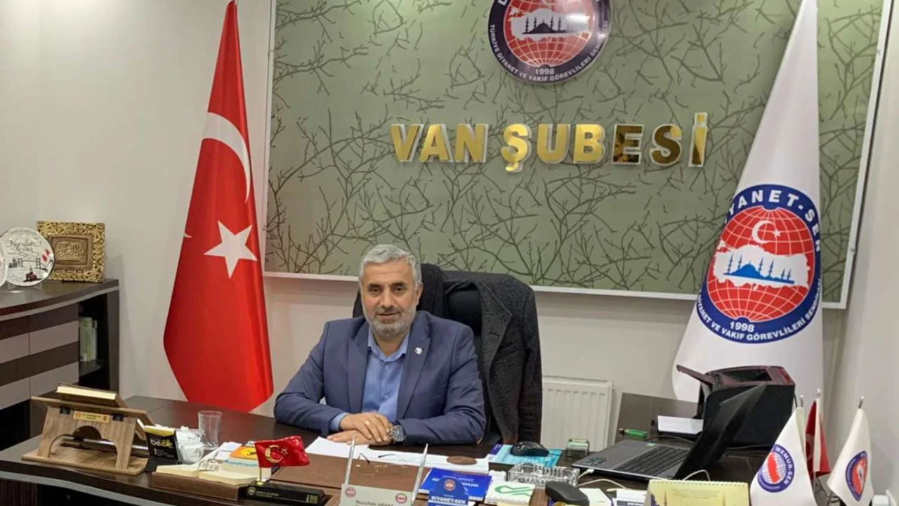 Diyanet Sen Van Şube Başkanı Arvas: Kadınlar erkeklere Allah'ın emanetidir