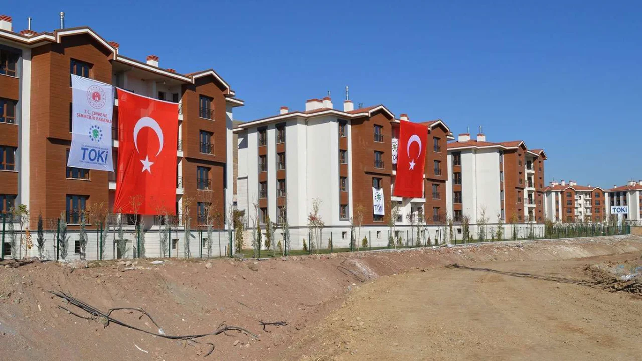 Elazığ'da 4 bin 700 konutun hak sahipleri belli oldu