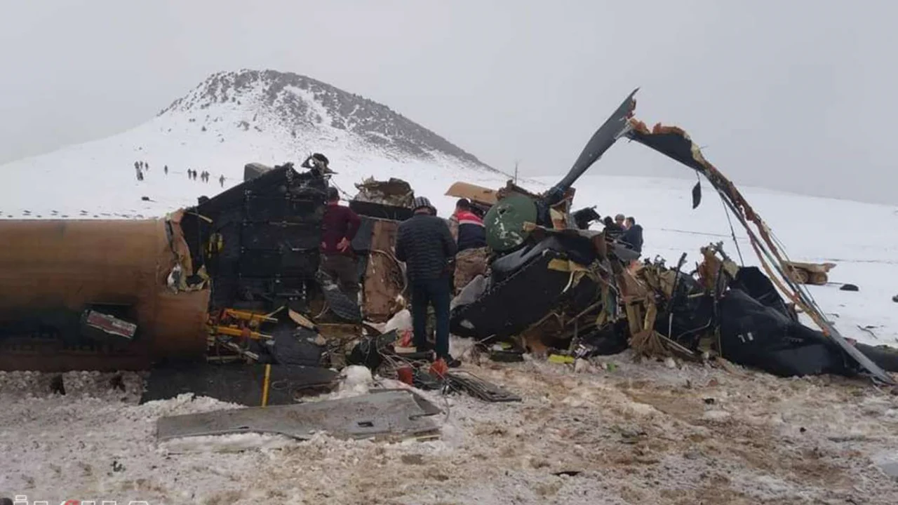 Helikopterin kaza yaptığı bölgede incelemeler sürüyor