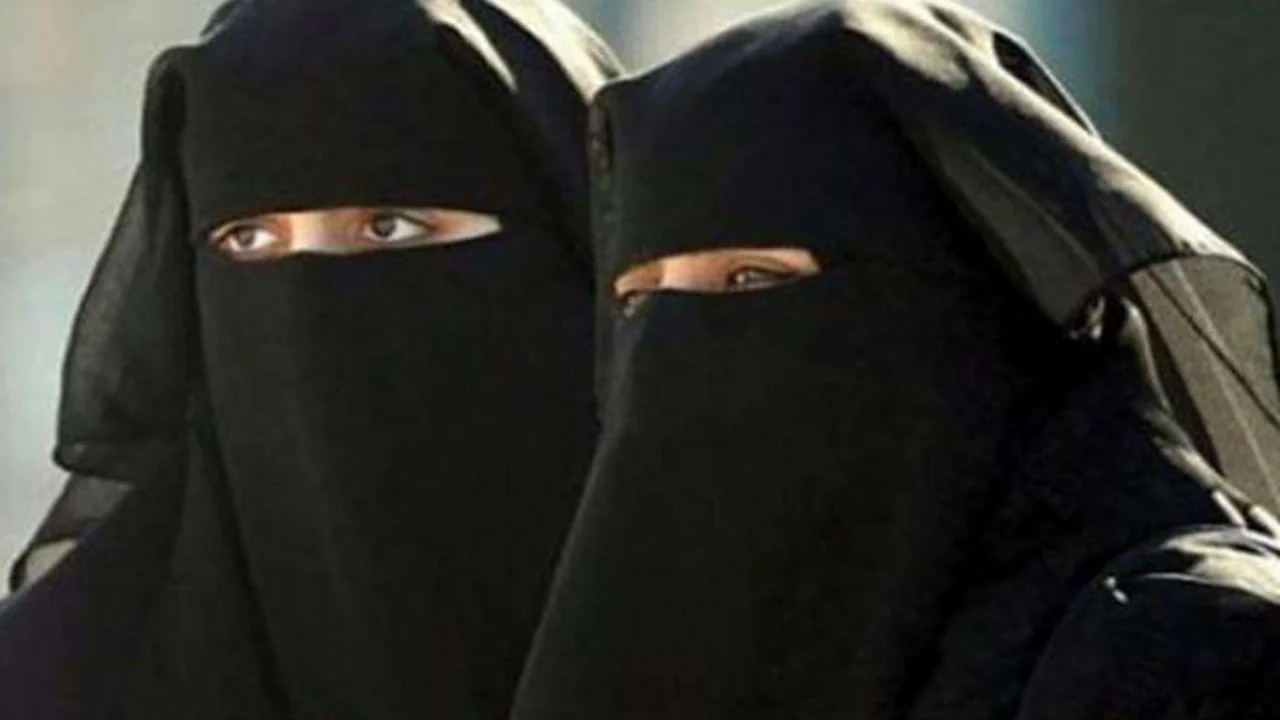 İsviçre'de Müslüman kadınların peçe takması yasaklandı