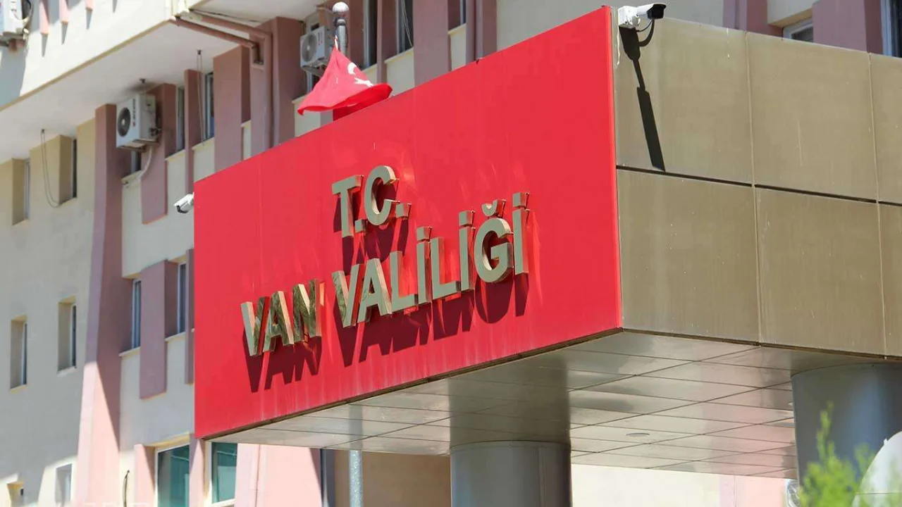 Van’da tüm etkinlikler 15 gün süreyle yasaklandı