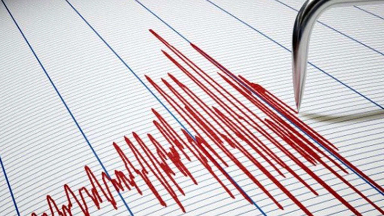 Yunanistan'da 4,2 büyüklüğünde deprem