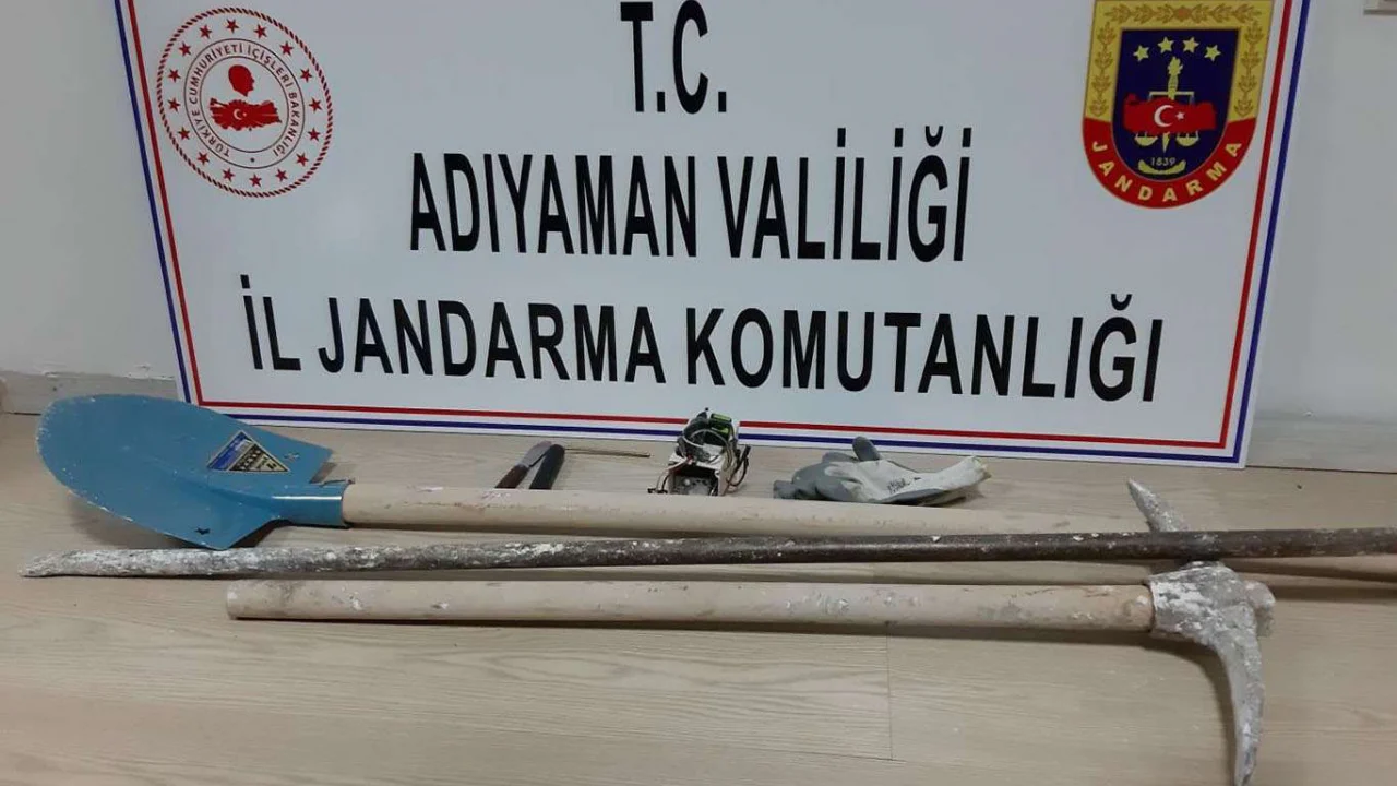 Adıyaman'da kaçak kazıya 3 gözaltı