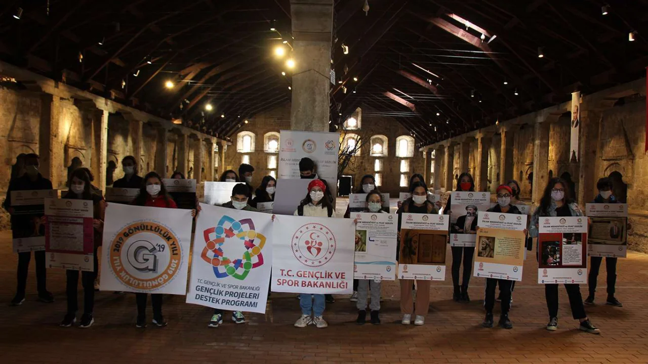 İslam Medeniyeti ve Fuat Sezgin projesi "Bilim Yürüyüşü" ile sona erdi