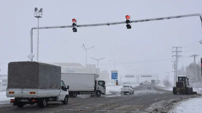 Bitlis, Van, Muş ve Hakkari'de 821 yerleşim birimine ulaşım sağlanmıyor