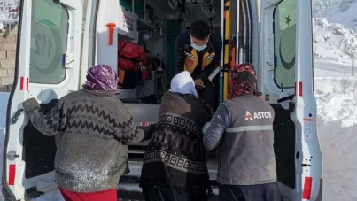 75 yaşındaki hasta kızakla ambulansa taşındı