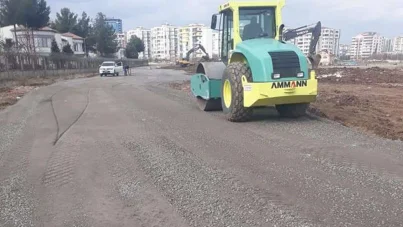 Bağlar Belediyesi yol yapma hizmetlerini sürdürüyor