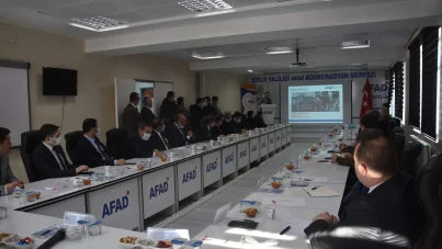 Bitlis’te İl Afet Risk Azaltma Planı Bilgilendirme toplantısı düzenlendi