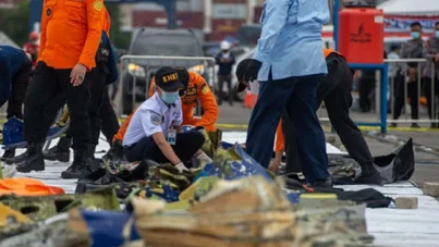 Endonezya'da düşen uçağın kara kutusu bulundu