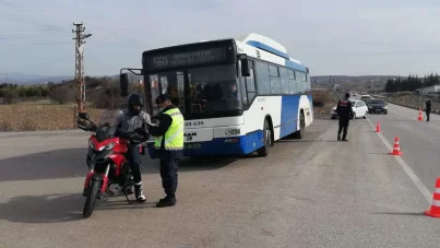 Ankara'da sokağa çıkma kısıtlamasını ihlal eden bin 922 kişiye idari para cezası