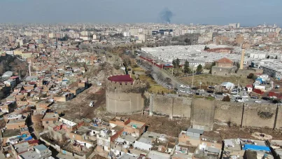 ​Diyarbakır surlarının çevresindeki bağımsız yapılar kamulaştırılıyor
