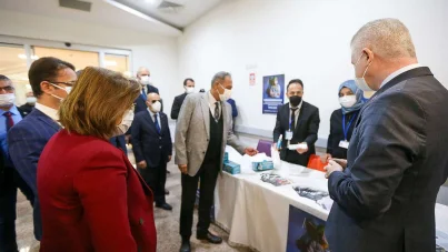 Gaziantep Valisi Gül, aşı olan yaşlıları ziyaret etti