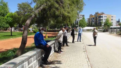 Çocuklarımızın geleceği kadar yaşlılarımız da önemlidir