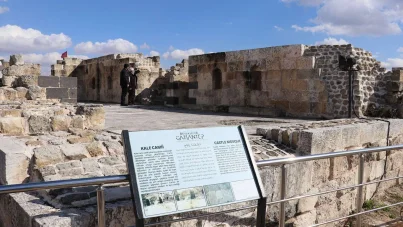 Tarihi Gaziantep Kalesi'nin üzerindeki caminin restore edilmesi talebi